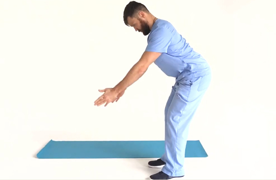 Два упражнения от врача-остеопата:  расправляем плечи и улучшаем осанку