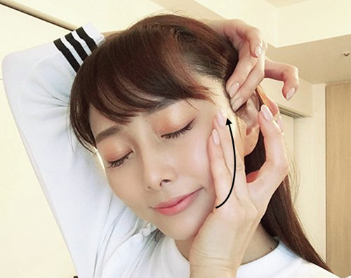 Японский омолаживающий массаж «Координация мышц лица»